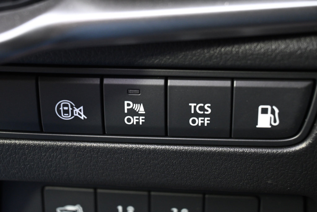 Certified 2026 MAZDA CX-90 Plug-In Hybrid w/ Preferred AWD/4WD image 25