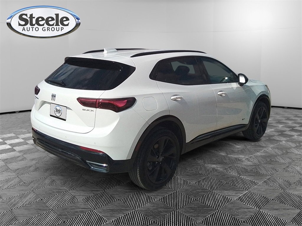 Used 2024 Buick Envision Sport Touring image 5