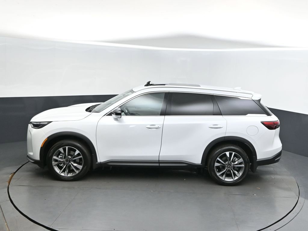 Certified 2026 INFINITI QX60 Pure w/ Cargo Package FWD image 33