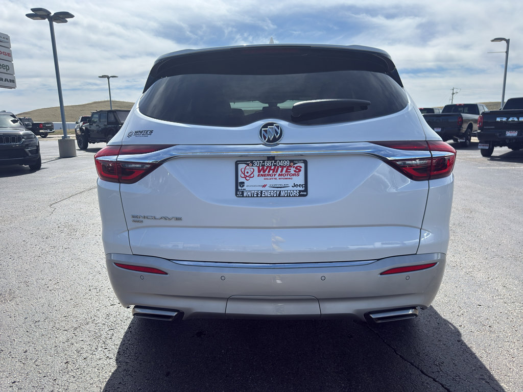 Used 2020 Buick Enclave Premium w/ Sun and Sites Package image 6