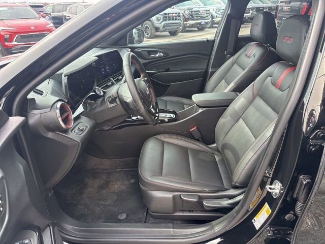 Used 2024 Chevrolet Trax RS w/ Driver Confidence Package FWD image 14