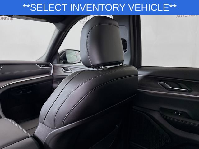 New 2025 Jeep Grand Cherokee L Limited image 24