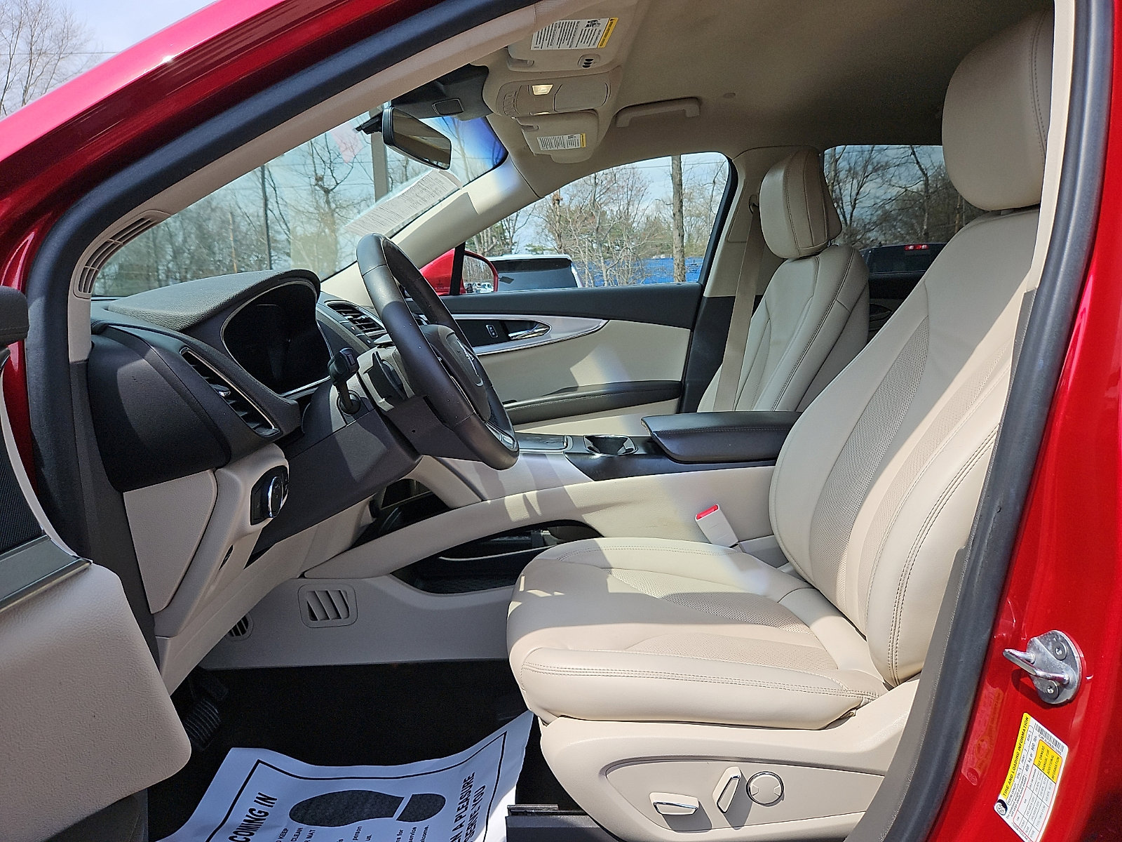 Used 2020 Lincoln Nautilus FWD w/ Equipment Group 101A image 13