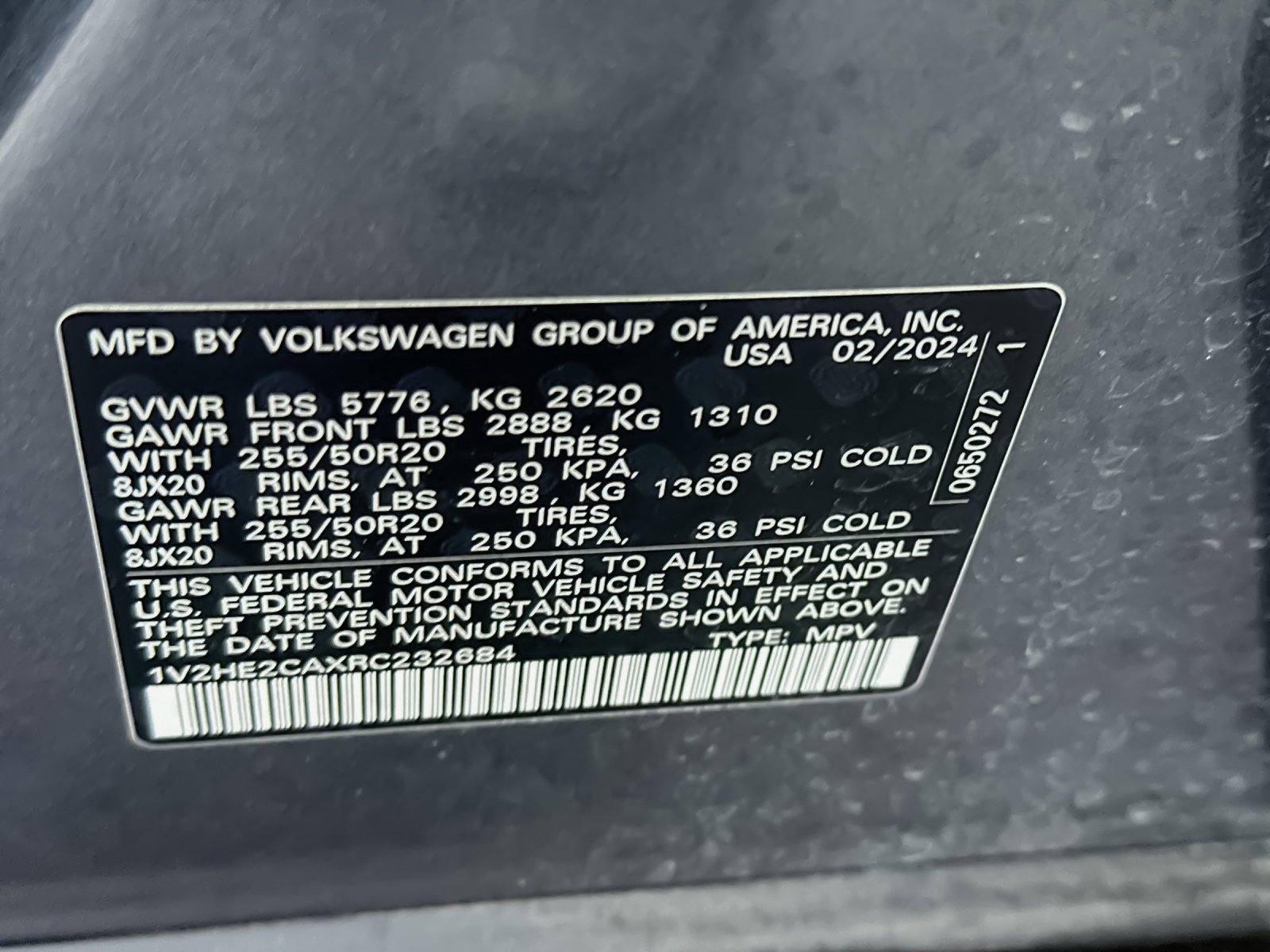 Used 2024 Volkswagen Atlas Cross Sport SE image 29