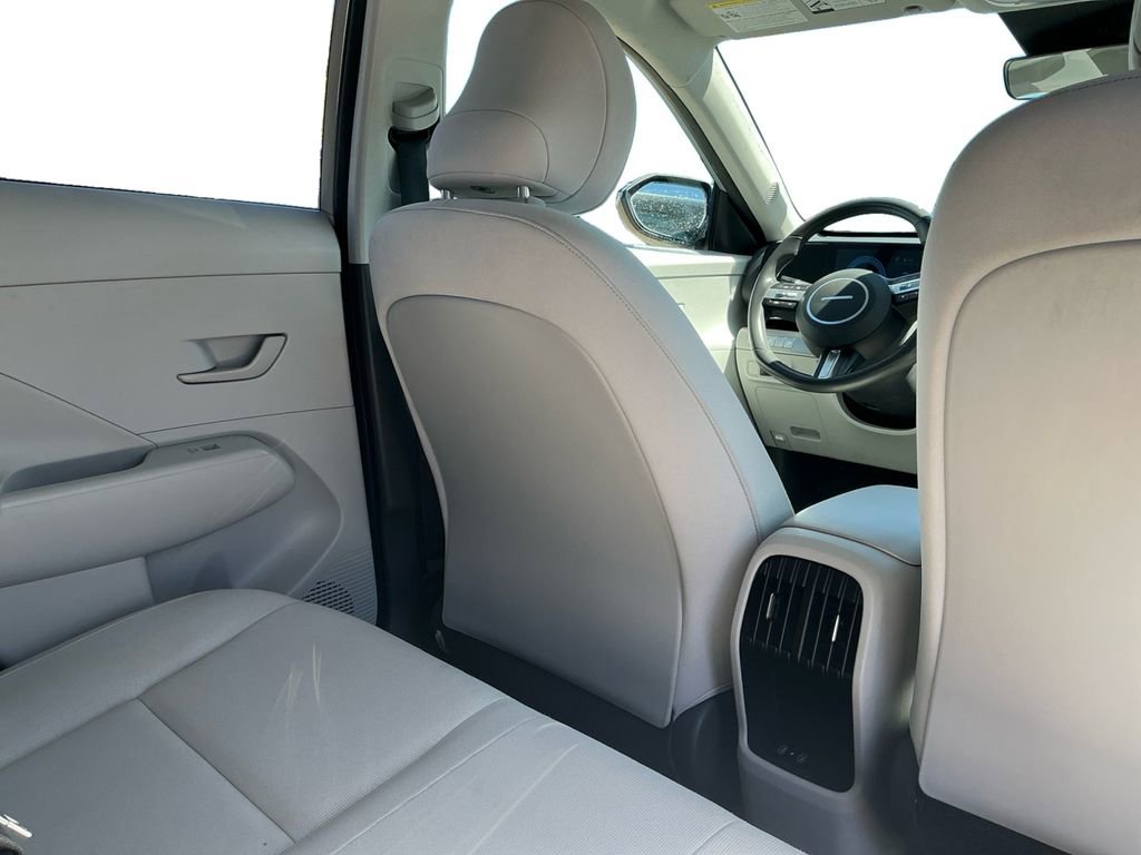 Used 2024 Hyundai Kona SEL FWD image 20
