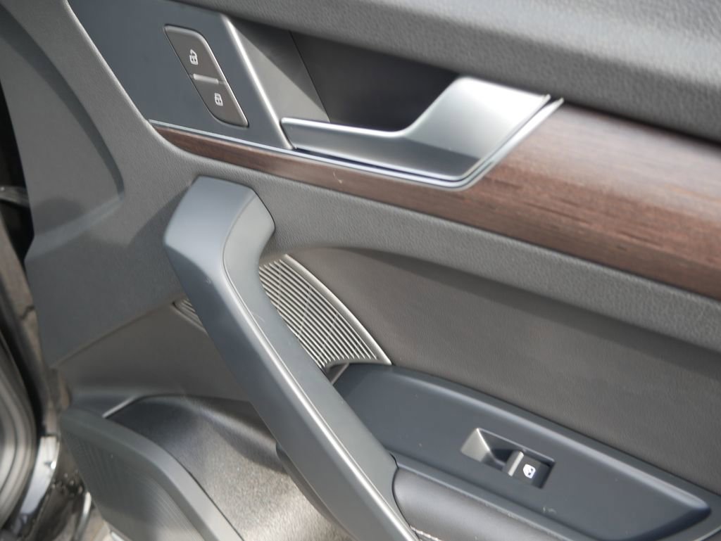 Certified 2023 Audi Q5 2.0T Premium Plus w/ Premium Plus Package image 28