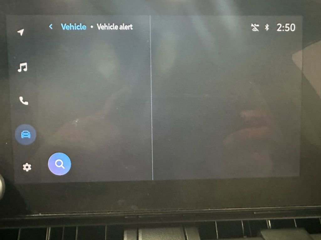 Used 2025 Toyota RAV4 XLE w/ Convenience Package image 32