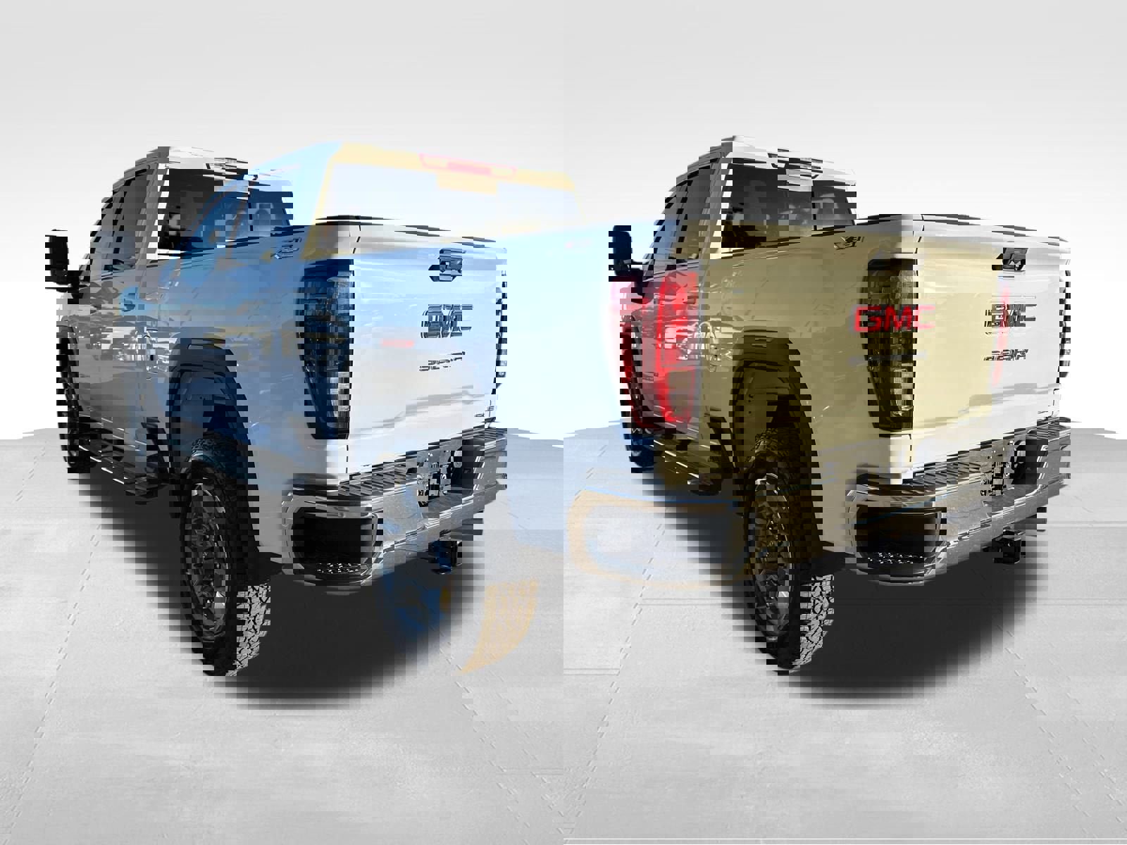 New 2026 GMC Sierra 2500 SLE image 13