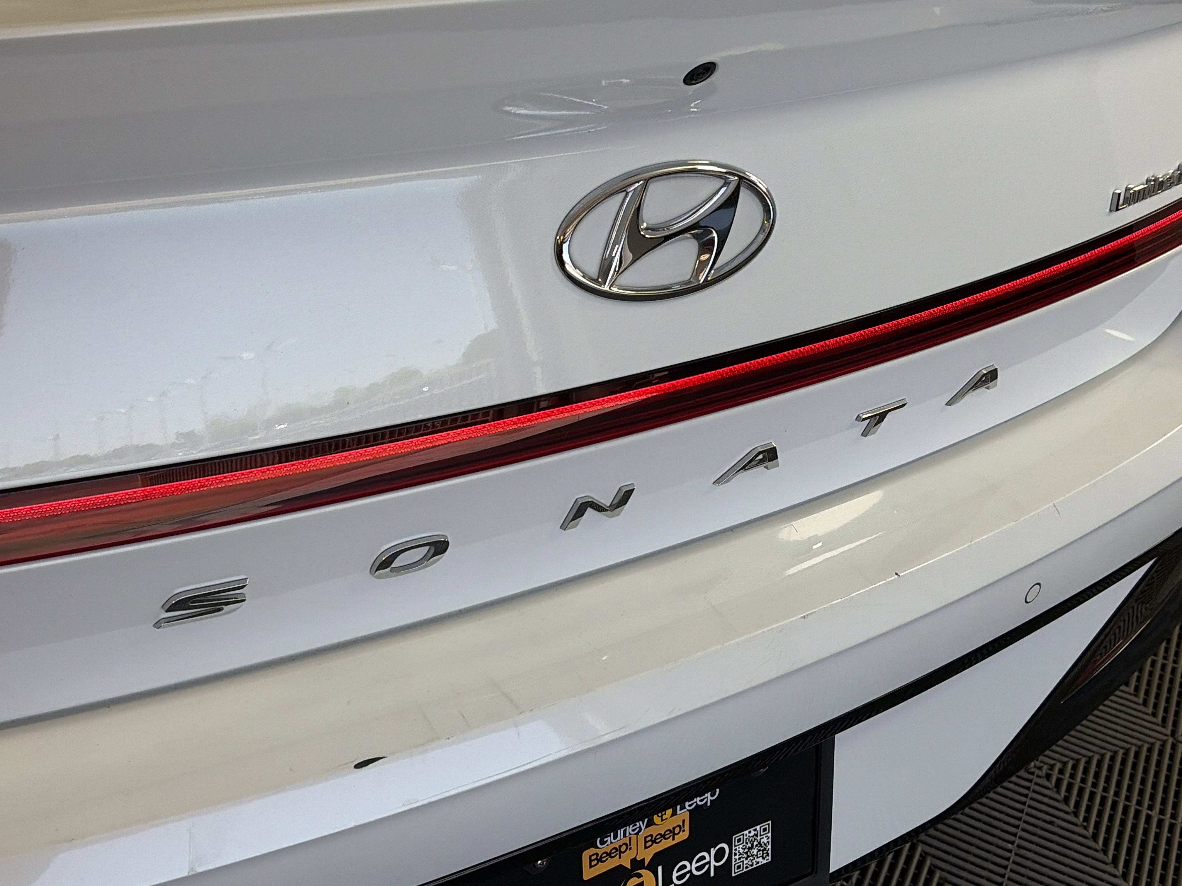Used 2020 Hyundai Sonata Limited FWD image 14