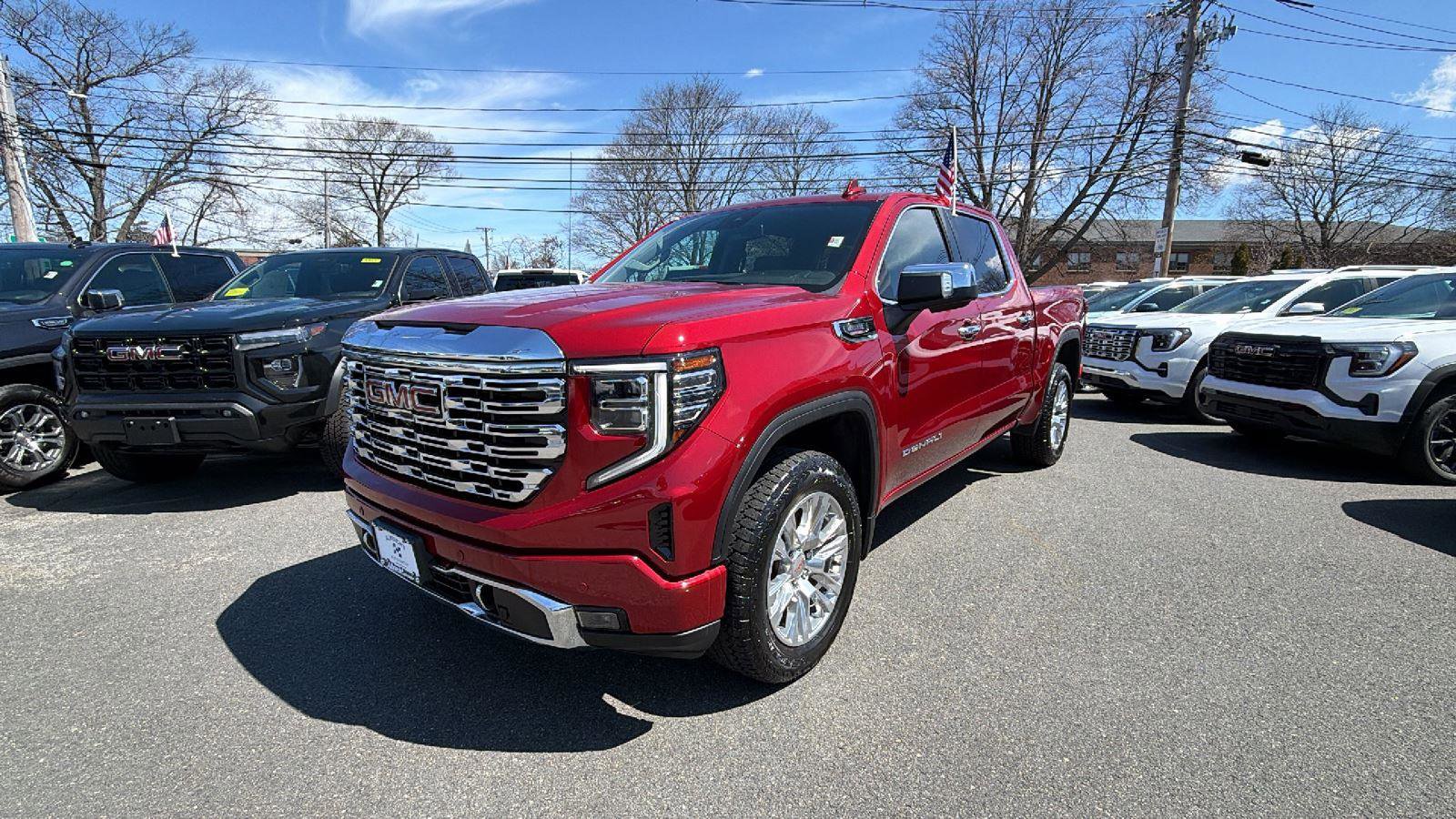 Used 2023 GMC Sierra 1500 Denali AWD/4WD image 3