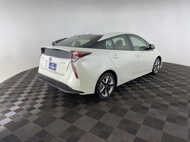 Used 2017 Toyota Prius Three Touring image 5