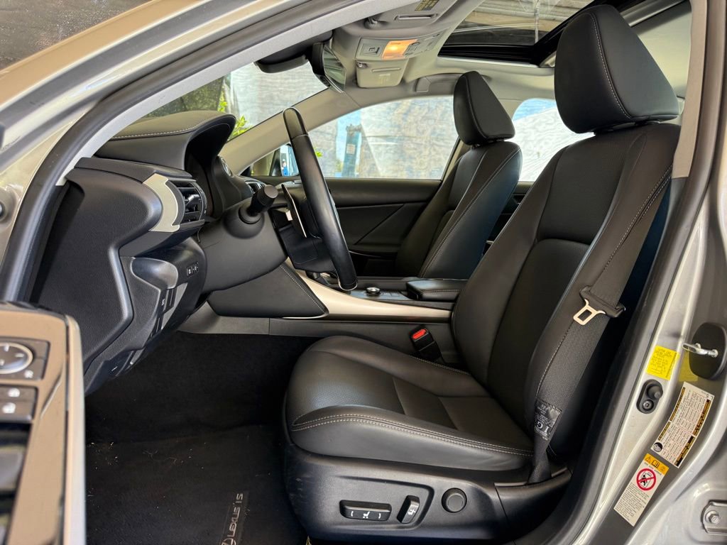 Used 2018 Lexus IS 300 w/ Accessory Package RWD image 10
