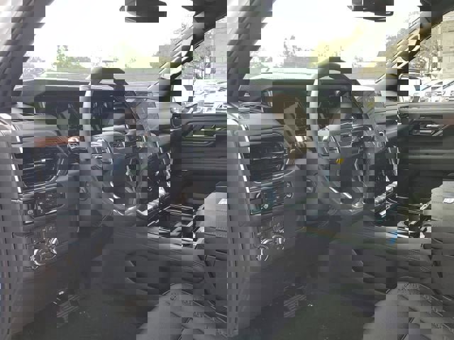 New 2026 GMC Yukon XL Denali w/ Sun & Power Step Package image 20