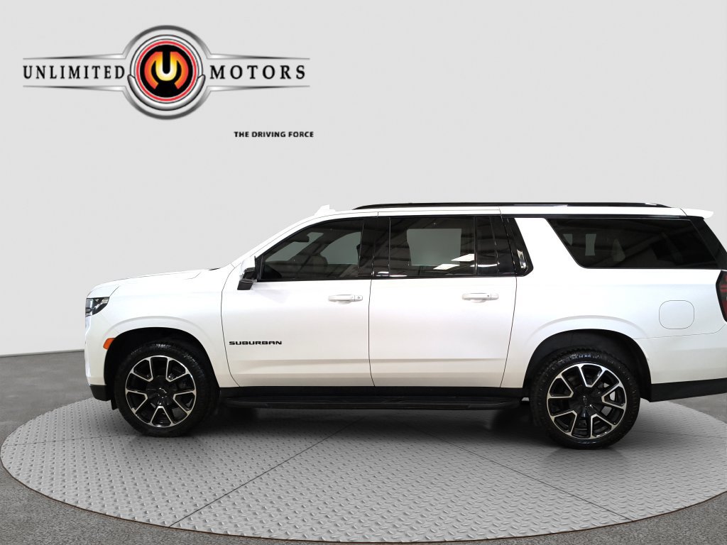 Used 2021 Chevrolet Suburban RST w/ Luxury Package AWD/4WD image 32
