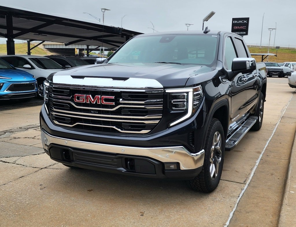 New 2026 GMC Sierra 1500 SLT w/ SLT Premium Plus Package image 8