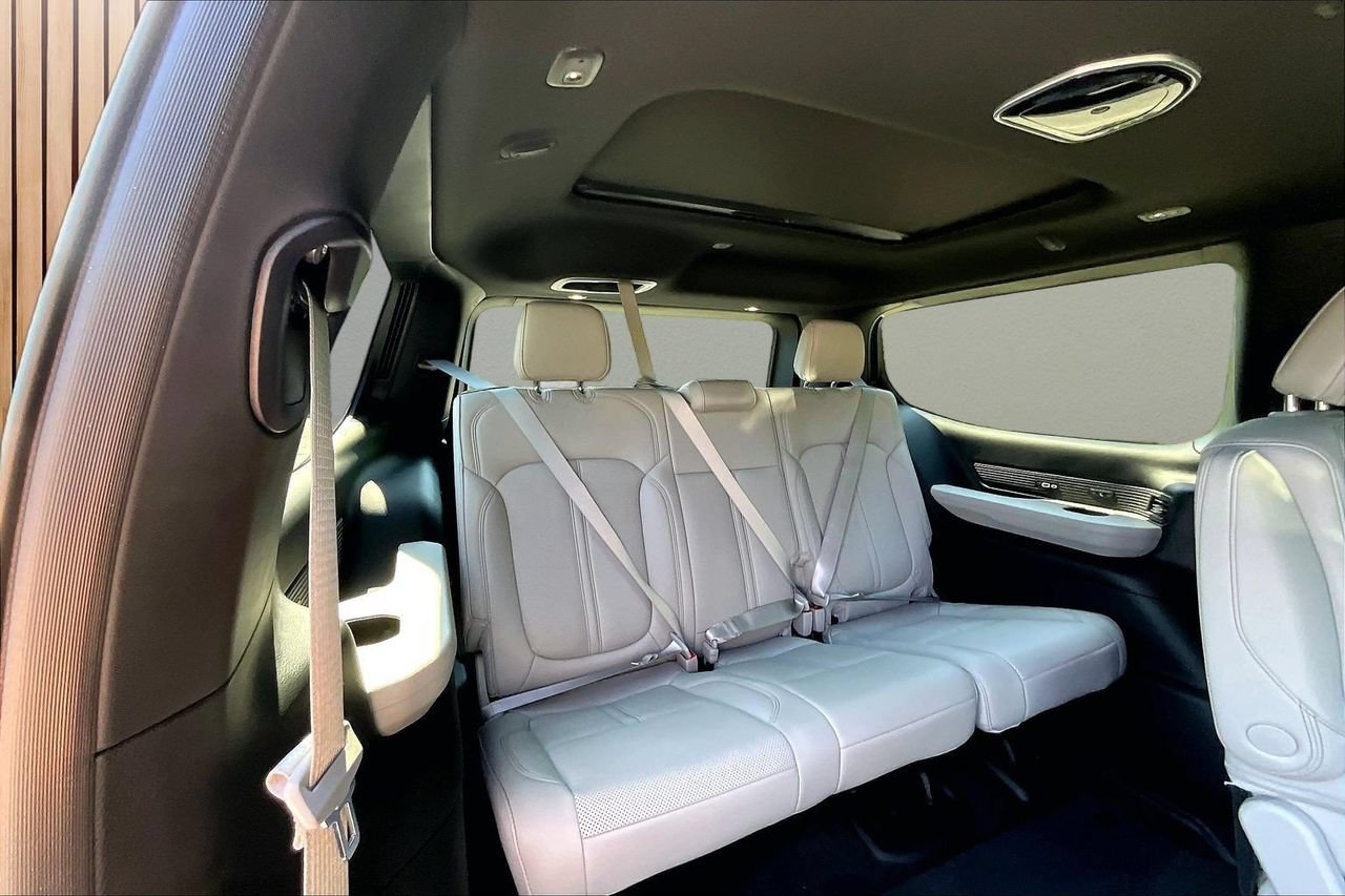 New 2026 Jeep Grand Wagoneer 4WD image 26