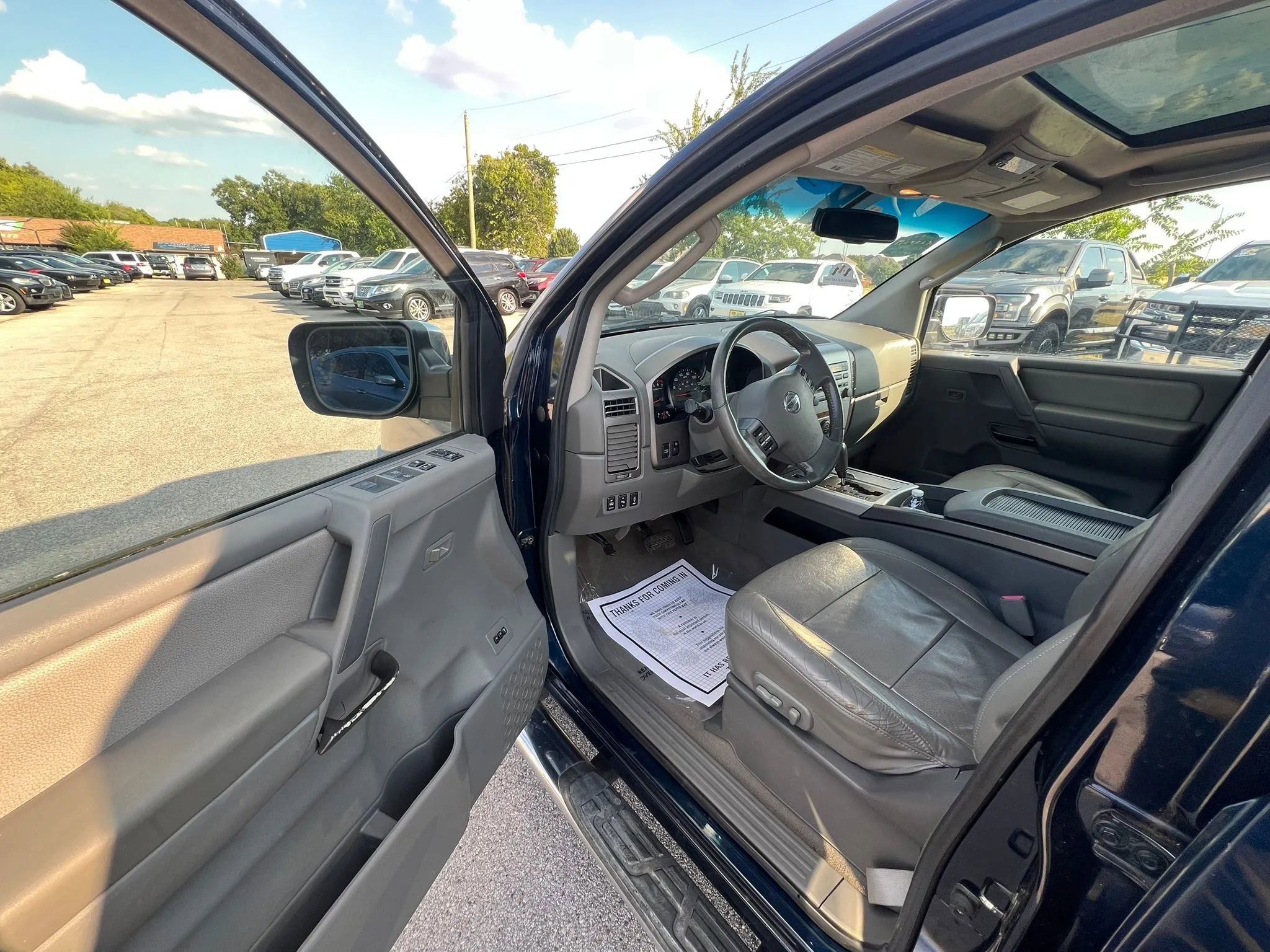 Used 2007 Nissan Titan LE image 23