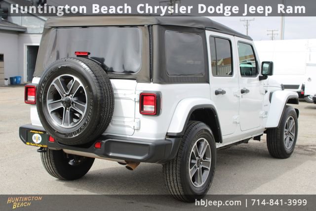 Used 2023 Jeep Wrangler Sahara image 5