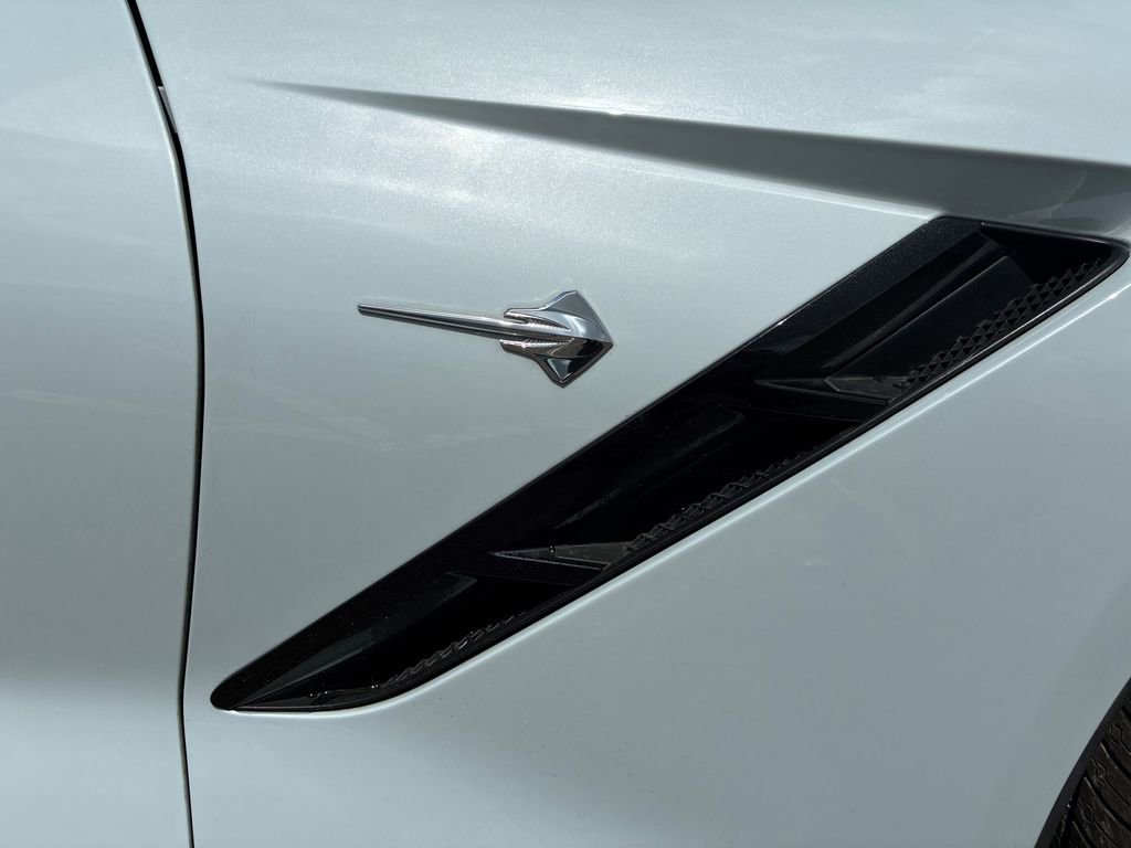 Used 2019 Chevrolet Corvette Stingray Convertible w/ Battery Protection Package image 13