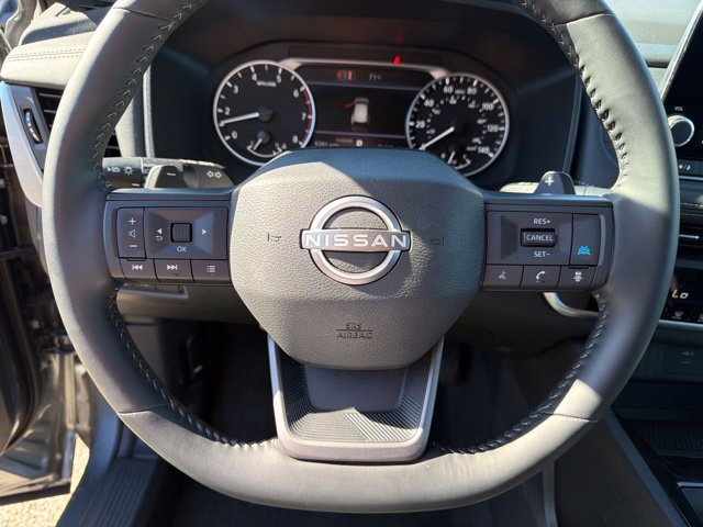 Used 2026 Nissan Rogue SV FWD image 30