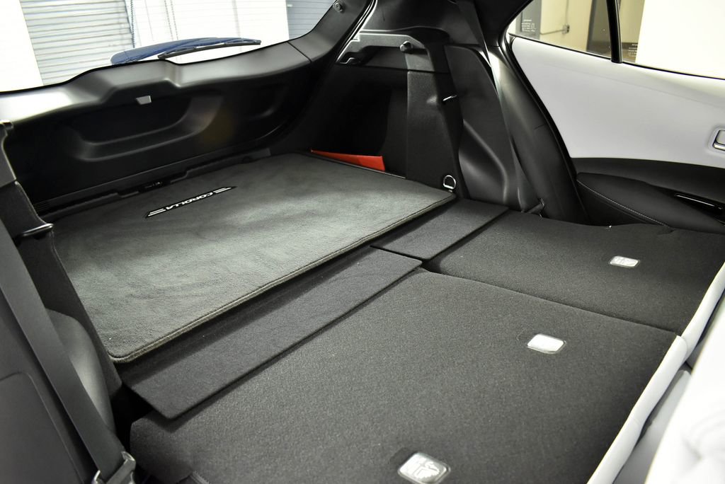 Used 2025 Toyota Corolla XSE image 25