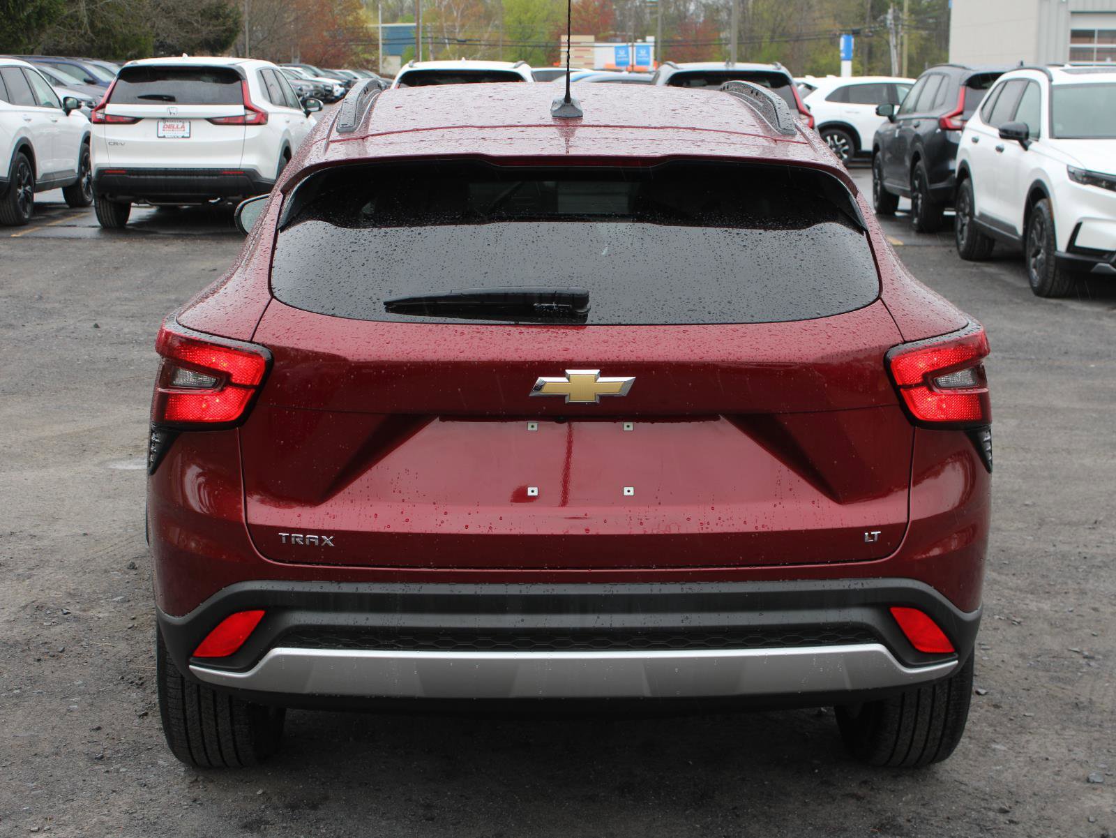 Used 2025 Chevrolet Trax LT w/ LT Convenience Package FWD image 6