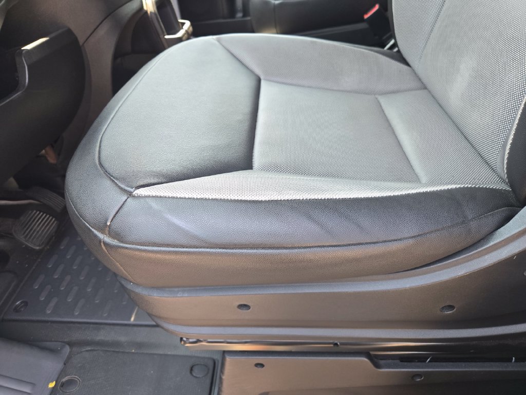 Used 2025 RAM ProMaster 2500 w/ Convenience Group FWD image 15