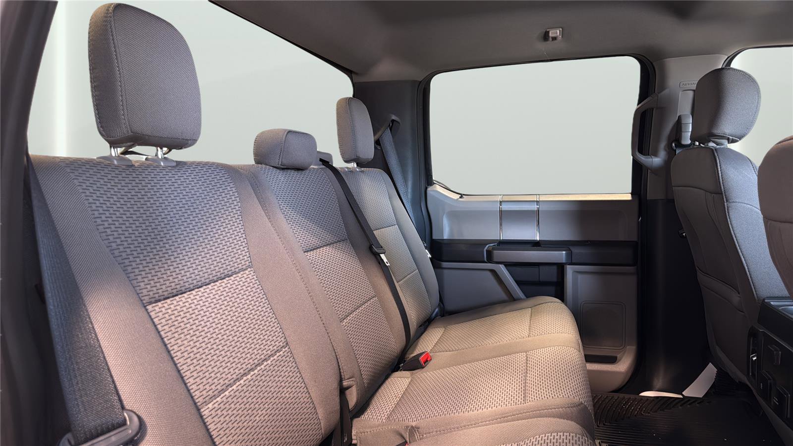 Used 2020 Ford F250 XLT w/ XLT Premium Package AWD/4WD image 16