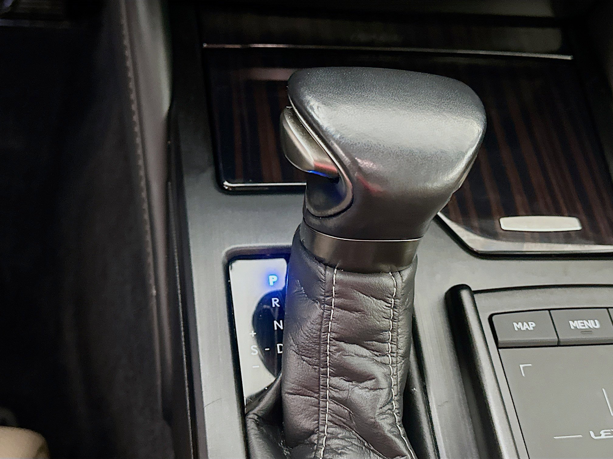 Used 2021 Lexus ES 300h ES 300h Luxury w/ Accessory Package 2 image 25