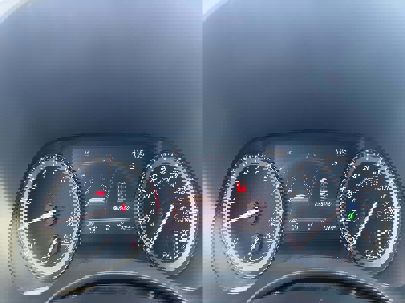 Used 2021 Toyota Highlander XLE image 5