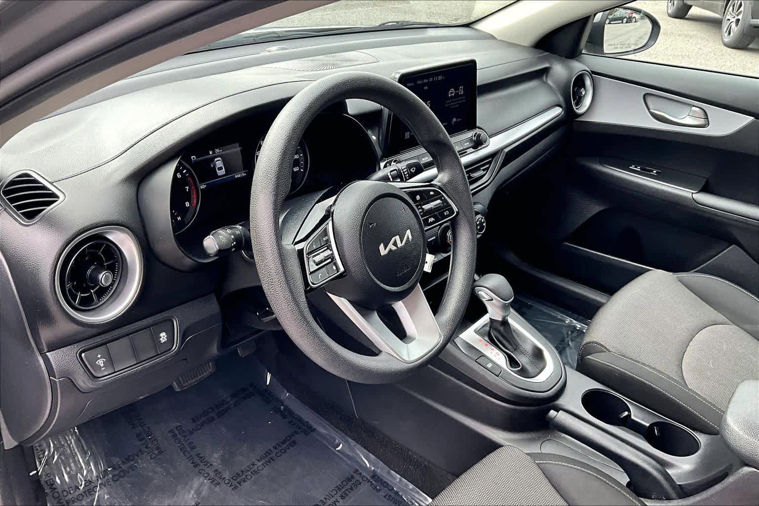 Used 2022 Kia Forte LXS image 16
