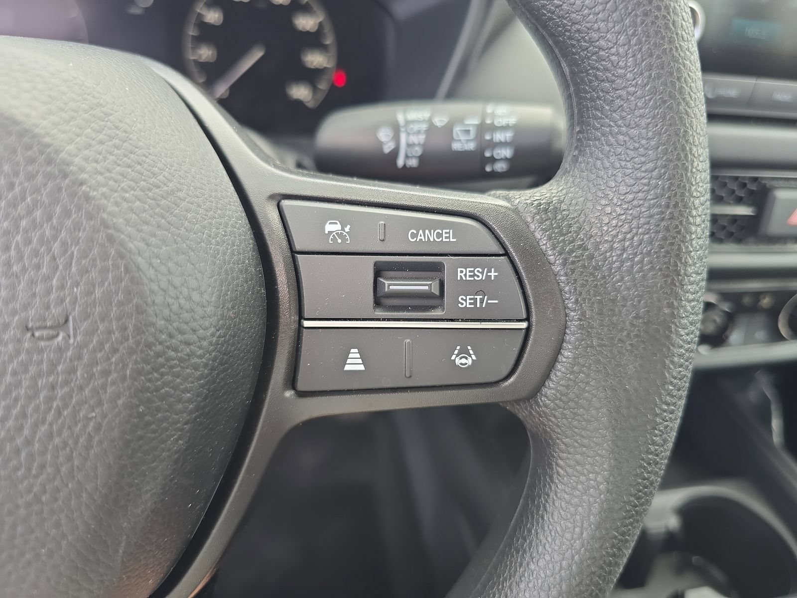 Certified 2025 Honda HR-V LX image 22