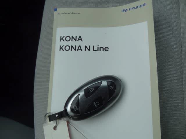 Used 2024 Hyundai Kona SEL FWD image 35