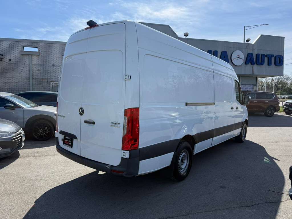 Used 2021 Mercedes-Benz Sprinter 2500 w/ Driver Convenience Package image 5