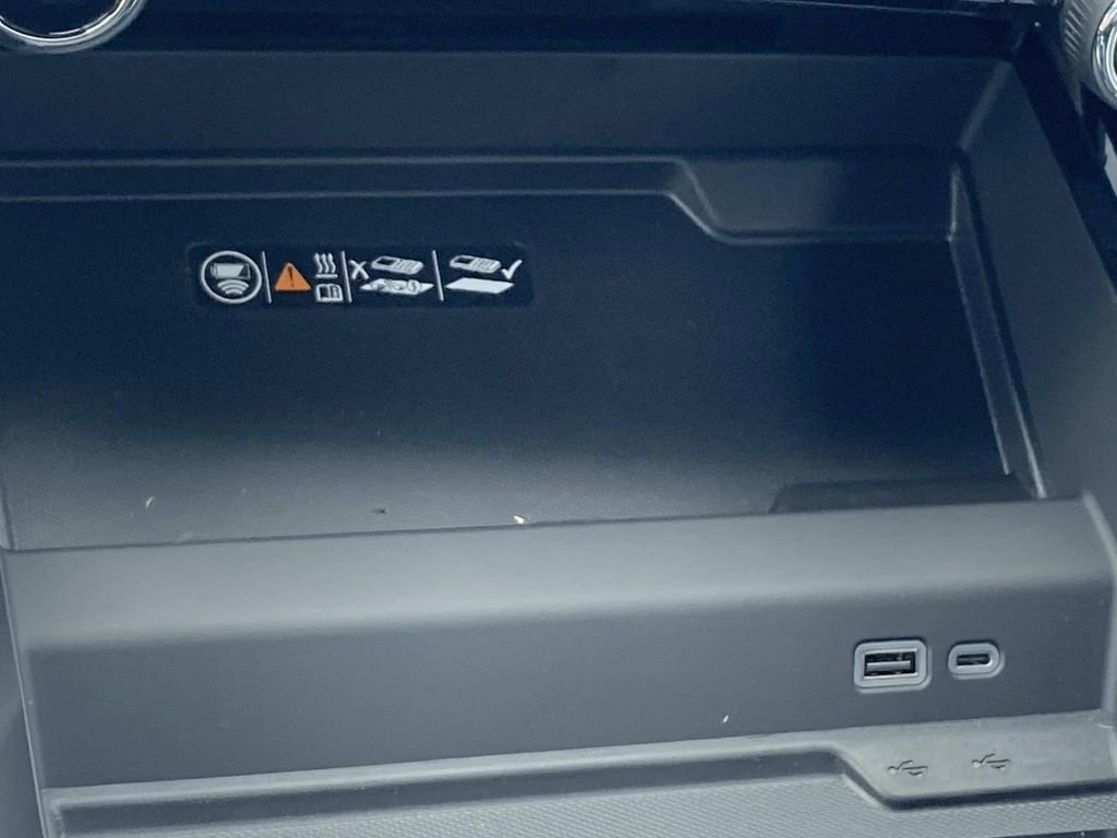 New 2026 Chevrolet Suburban Premier w/ Sun And Tow Package image 27