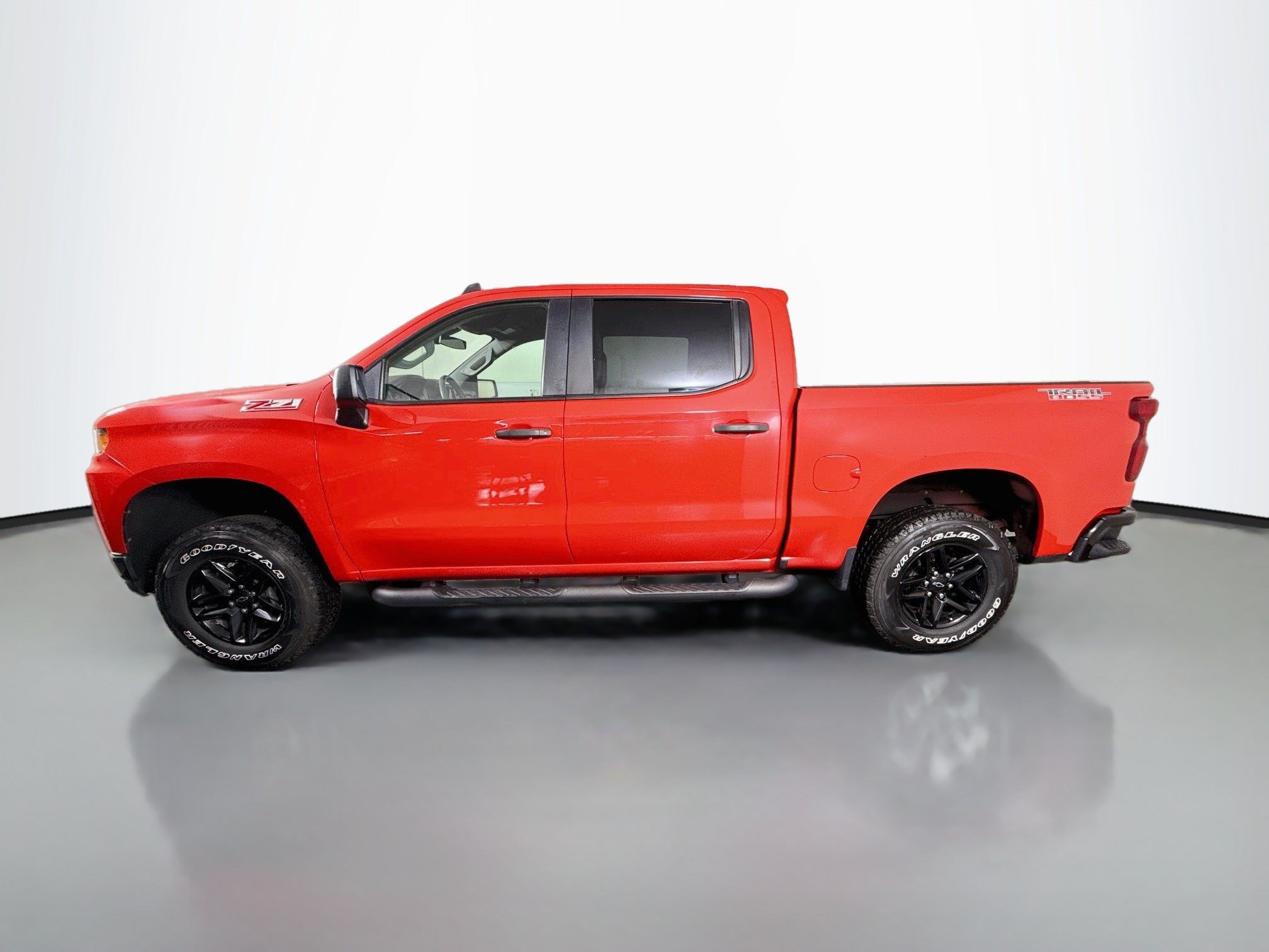 Used 2022 Chevrolet Silverado 1500 Custom Trail Boss w/ Safety Confidence Package AWD/4WD image 6