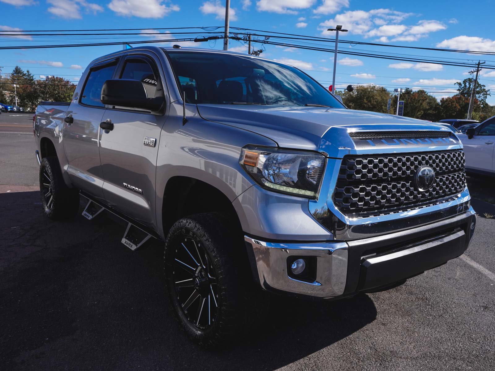Used 2019 Toyota Tundra SR5 image 3