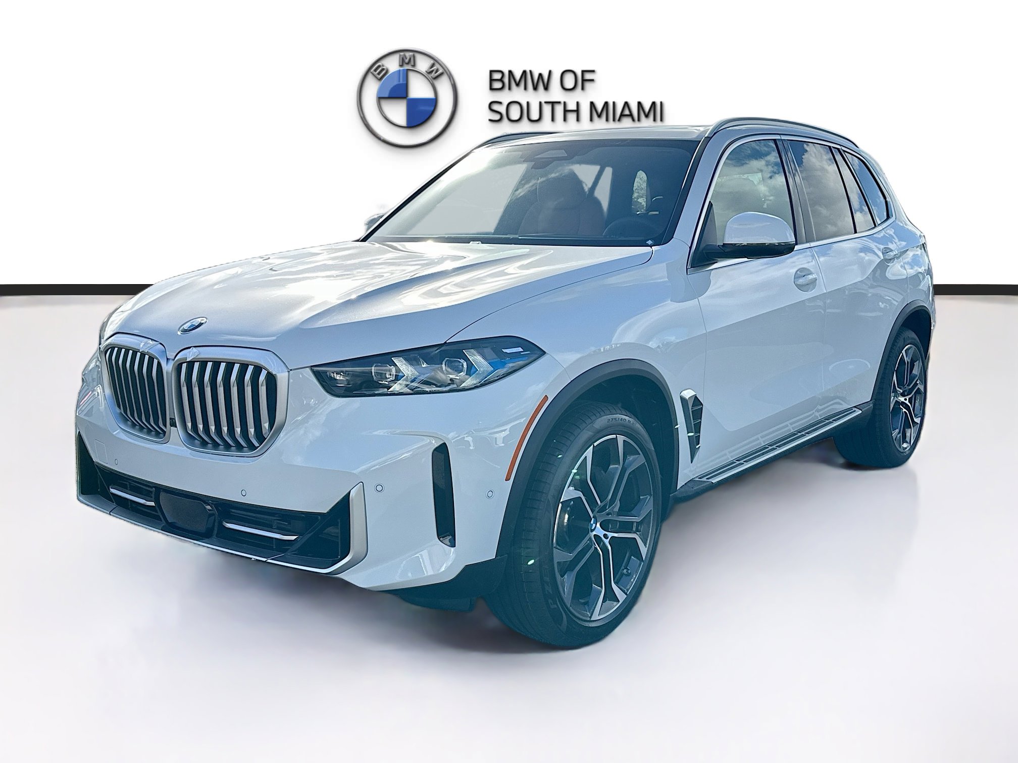 New 2026 BMW X5 sDrive40i w/ Premium Package image 3