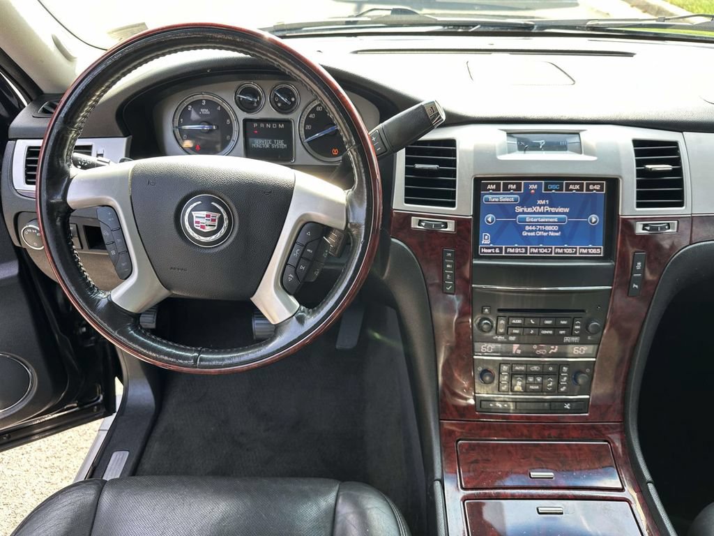Used 2013 Cadillac Escalade ESV Premium AWD/4WD image 10