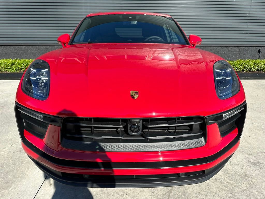 Used 2026 Porsche Macan Turbo AWD/4WD image 8