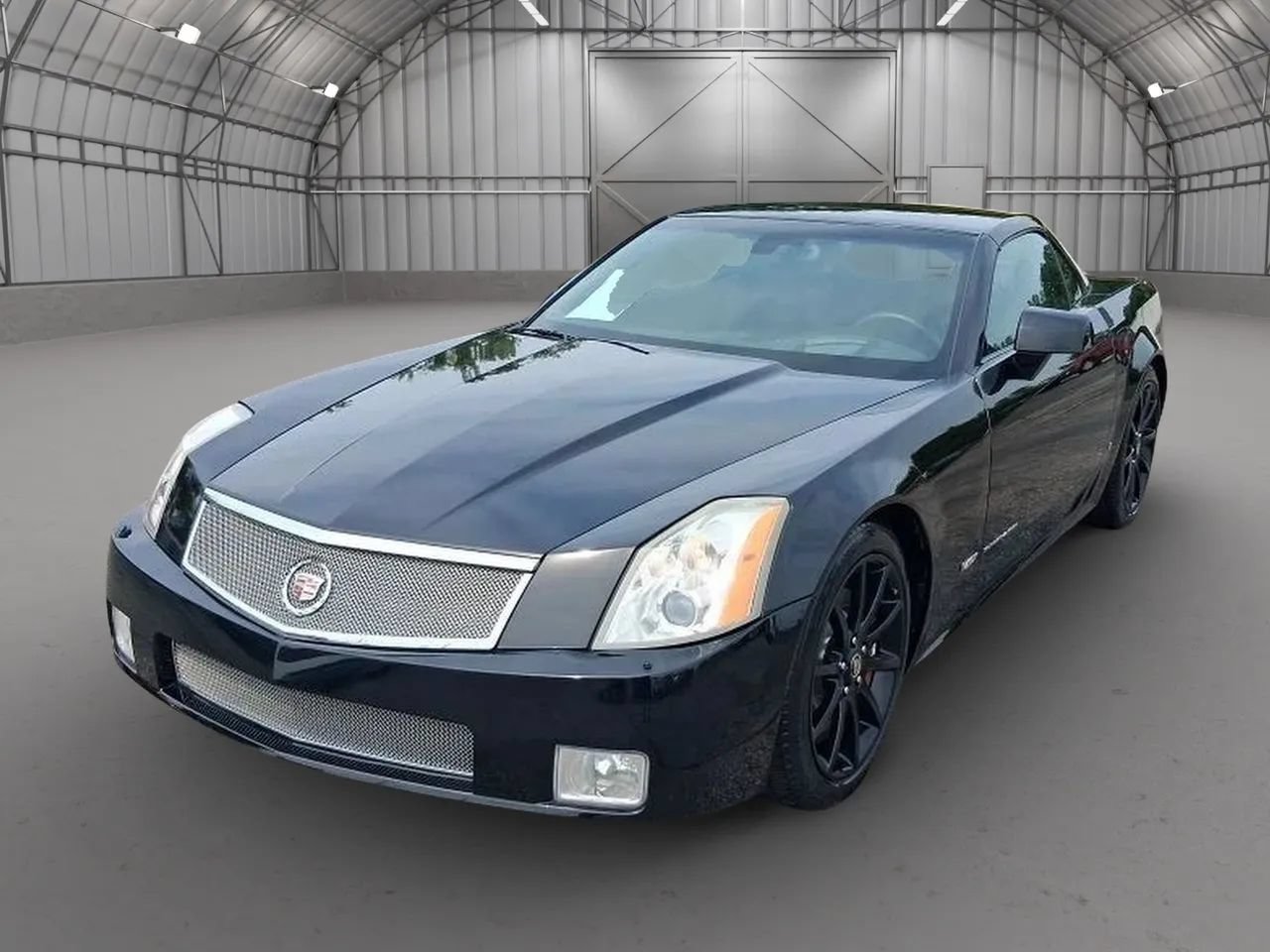 Used 2006 Cadillac XLR V RWD image 4