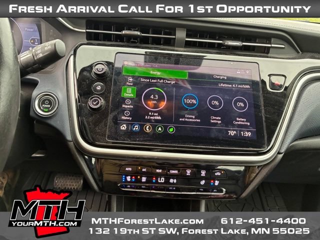 Used 2022 Chevrolet Bolt EUV Premier w/ Sun & Sound Package FWD image 12