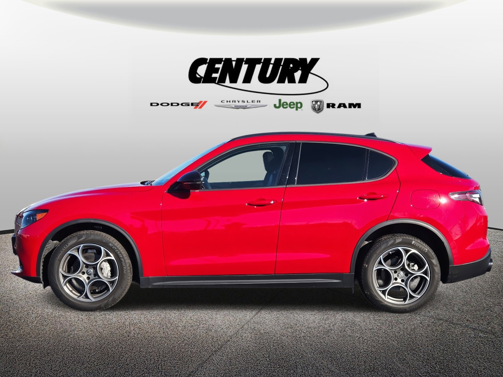 Used 2024 Alfa Romeo Stelvio Sprint image 7