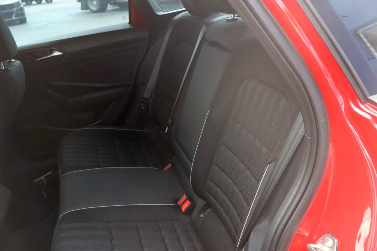 Used 2020 Volkswagen Jetta GLI FWD image 14