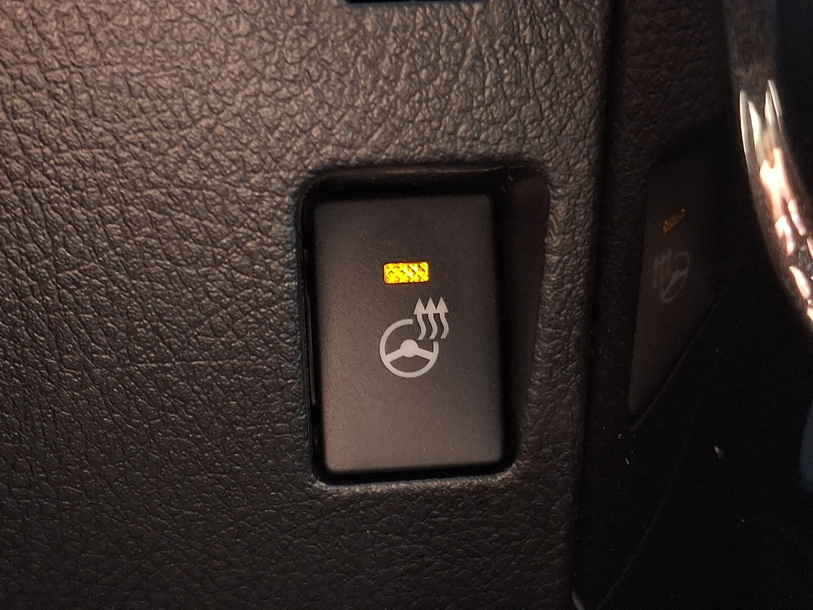 Used 2023 Toyota 4Runner TRD Off-Road Premium w/ Off Road Premium Plus Package AWD/4WD image 25