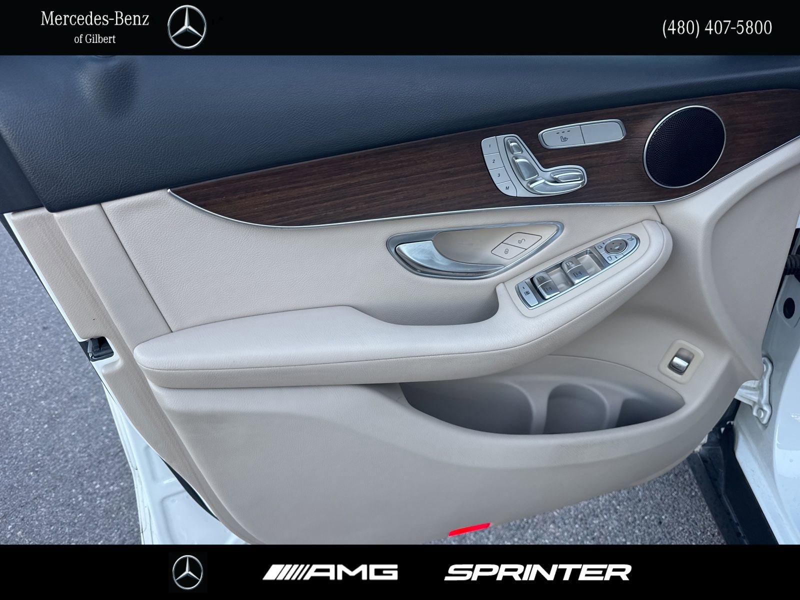 Used 2020 Mercedes-Benz GLC 300 image 11