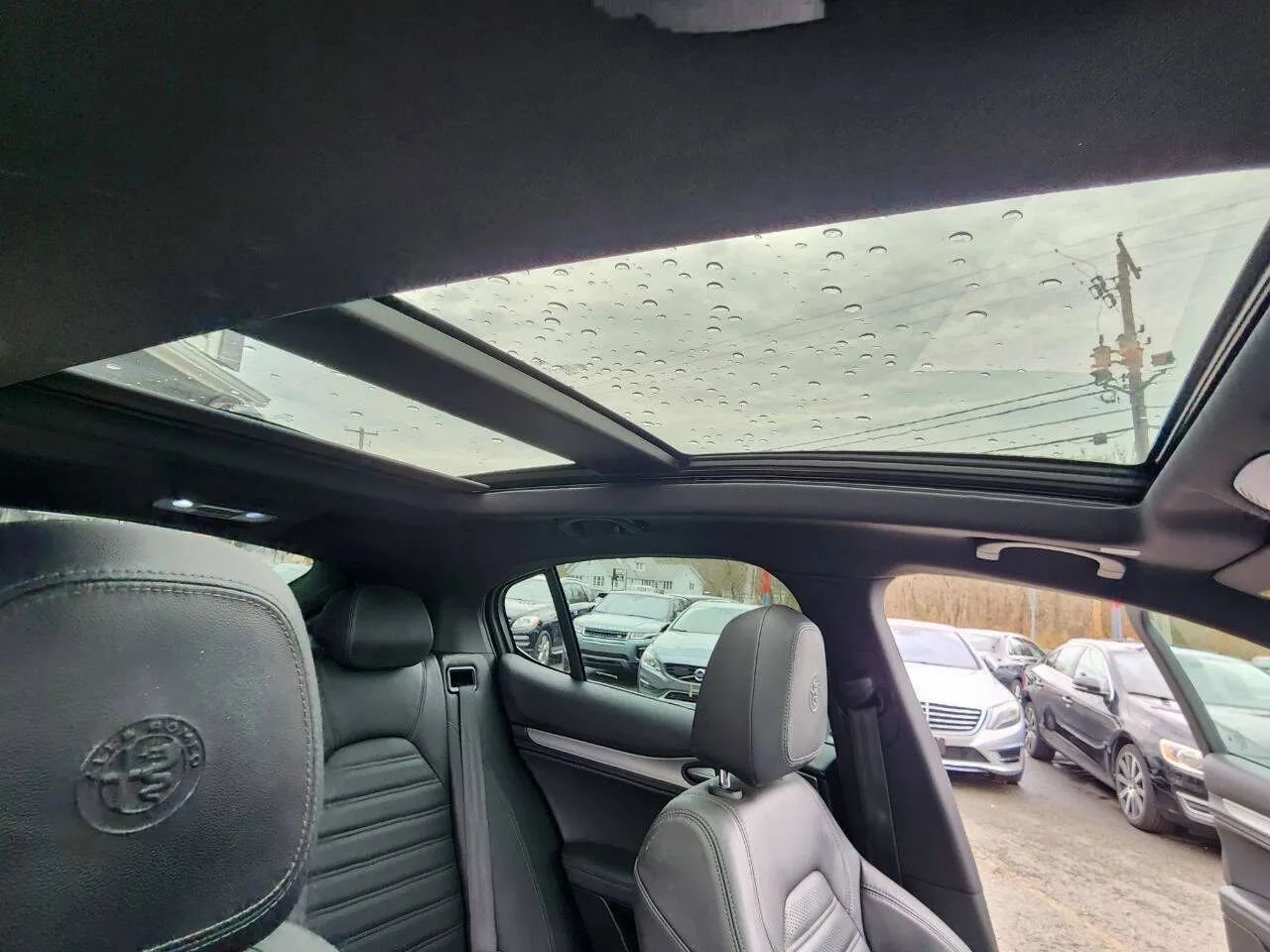Used 2018 Alfa Romeo Stelvio Ti Sport image 16