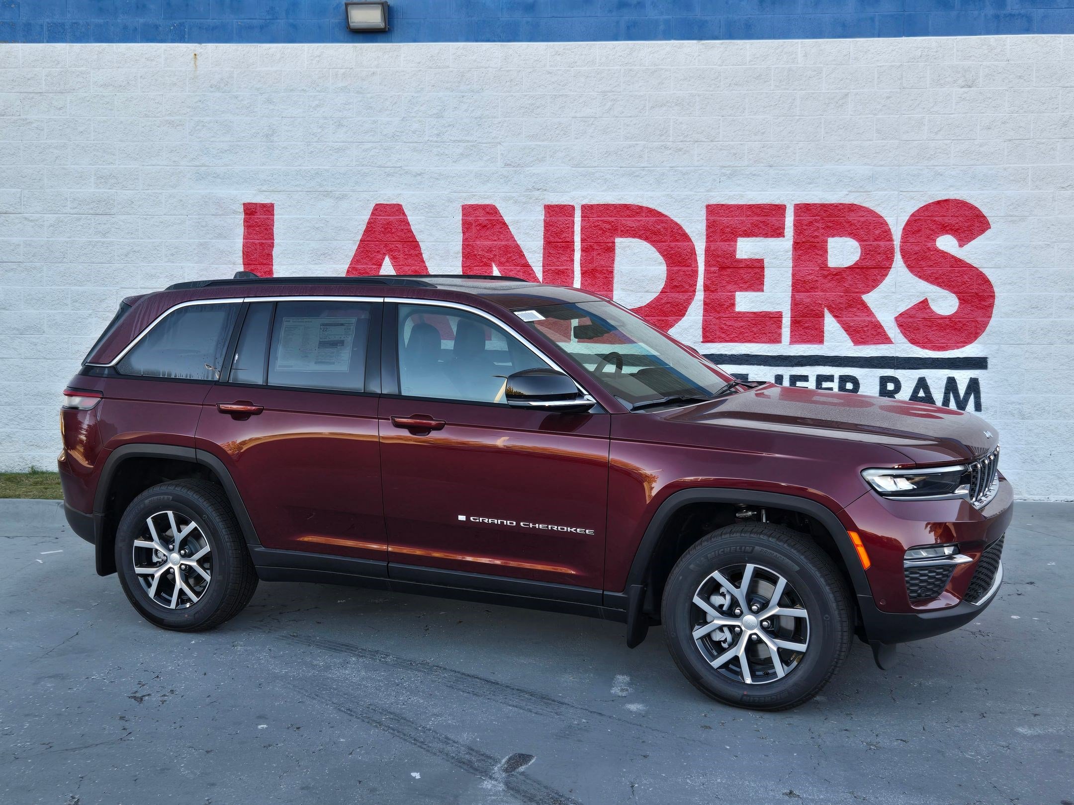 New 2025 Jeep Grand Cherokee Limited