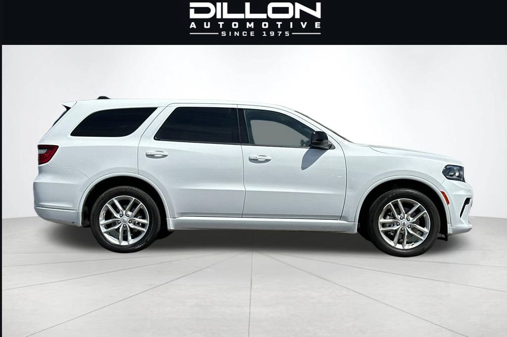 Used 2025 Dodge Durango GT AWD/4WD image 3