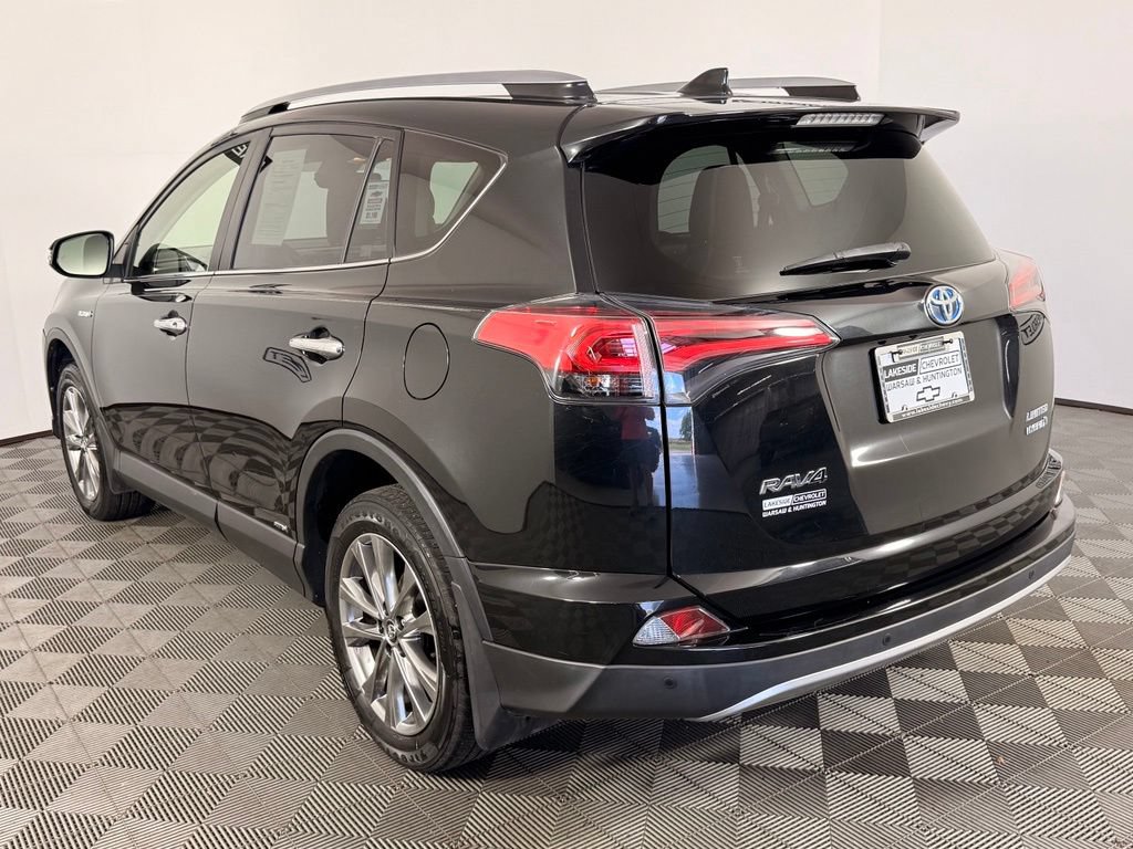 Used 2017 Toyota RAV4 Limited w/ All Weather Liner Package AWD/4WD image 4